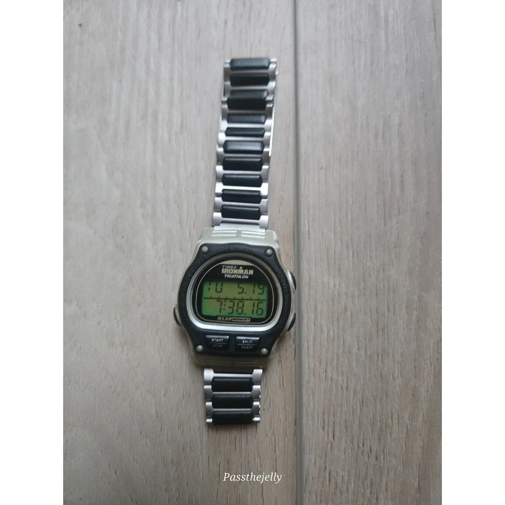 Timex Watch Mens vtg Ironman Triathlon Digital Sport Utility Integrated Bracelet